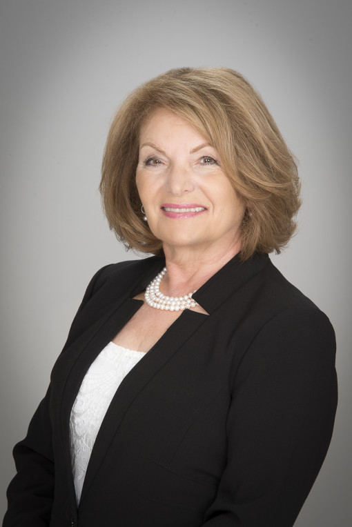 Yolanda Tine Lowe