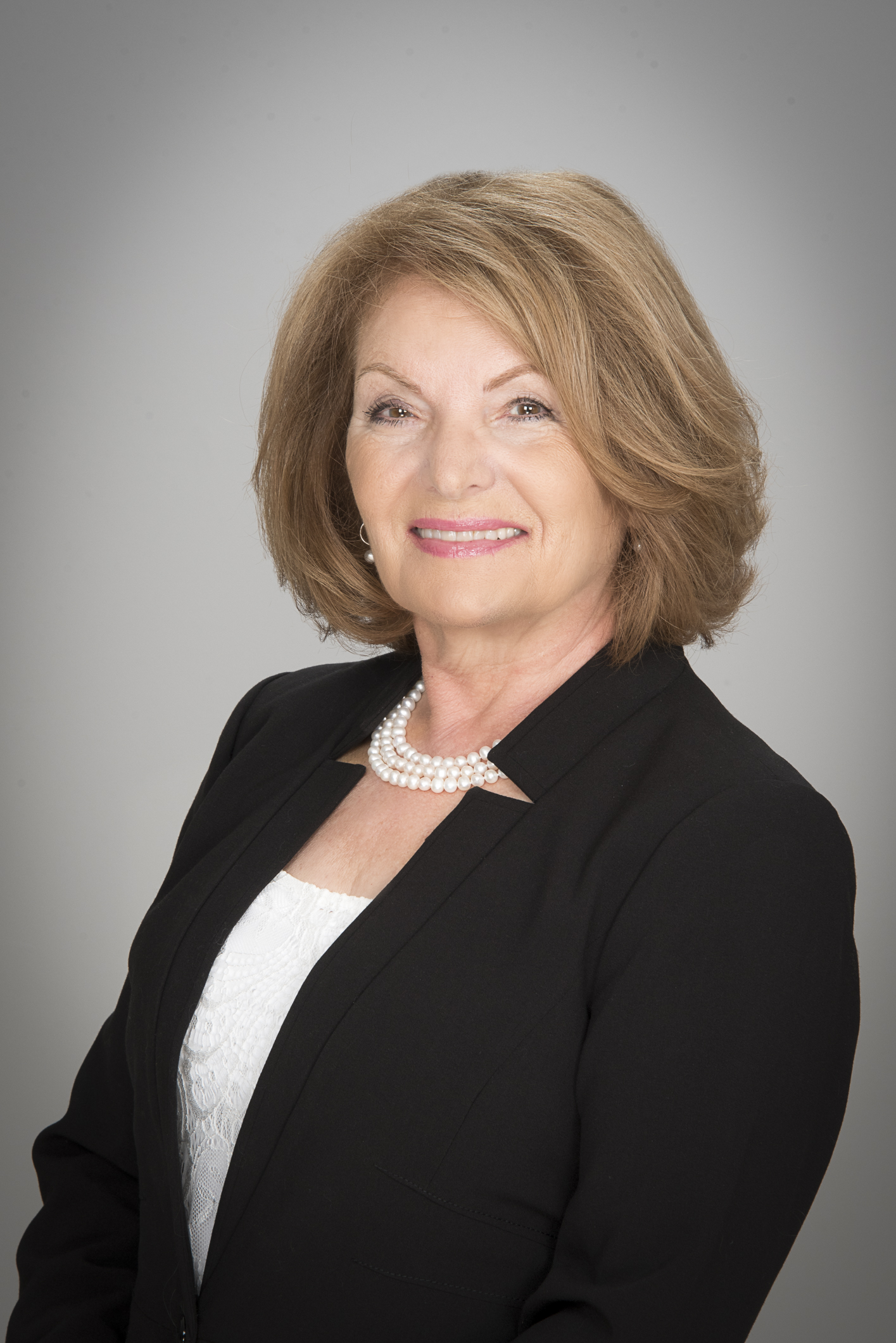Yolanda Tine Lowe