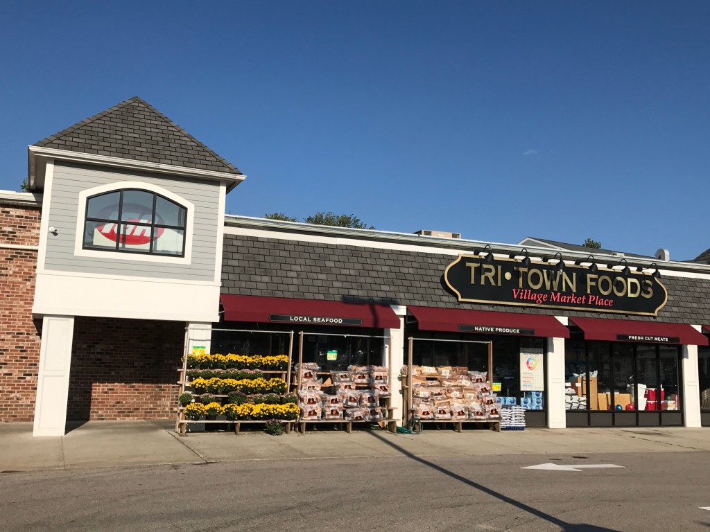 Guilford Savings Bank Completes $10.8M In Financing For Flanders Plaza