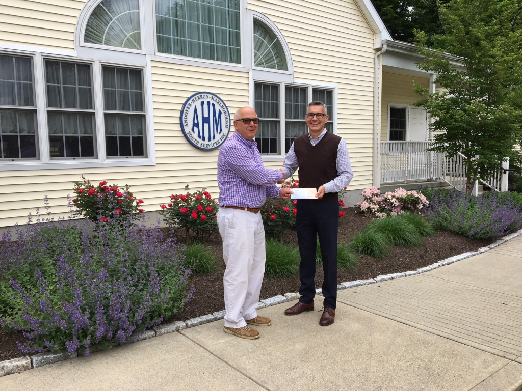 Savings Institute Employees Donate to Treatment of Substance Abuse and Mental Illness