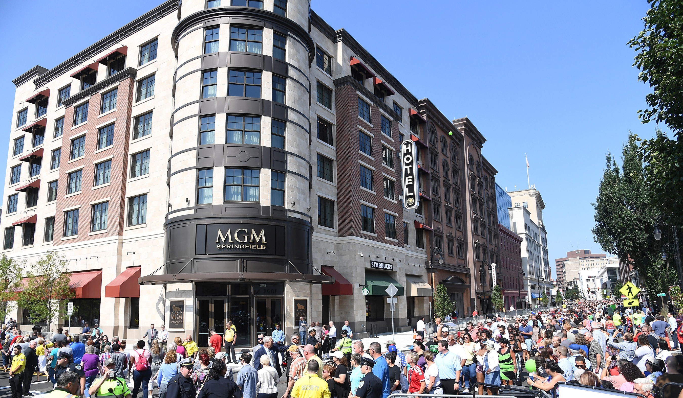 MGM Springfield Cuts Into Foxwoods’ Take