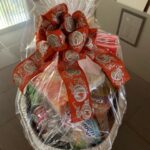 North Haven Brokerage Donates Thanksgiving Gift Baskets